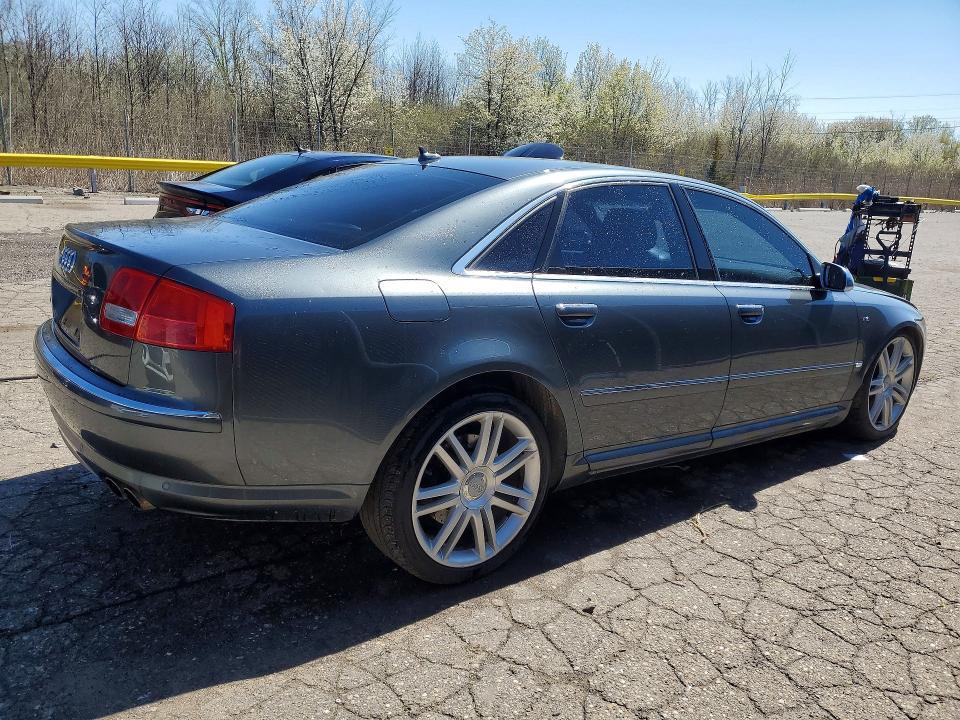 2007 Audi S8 Quattro