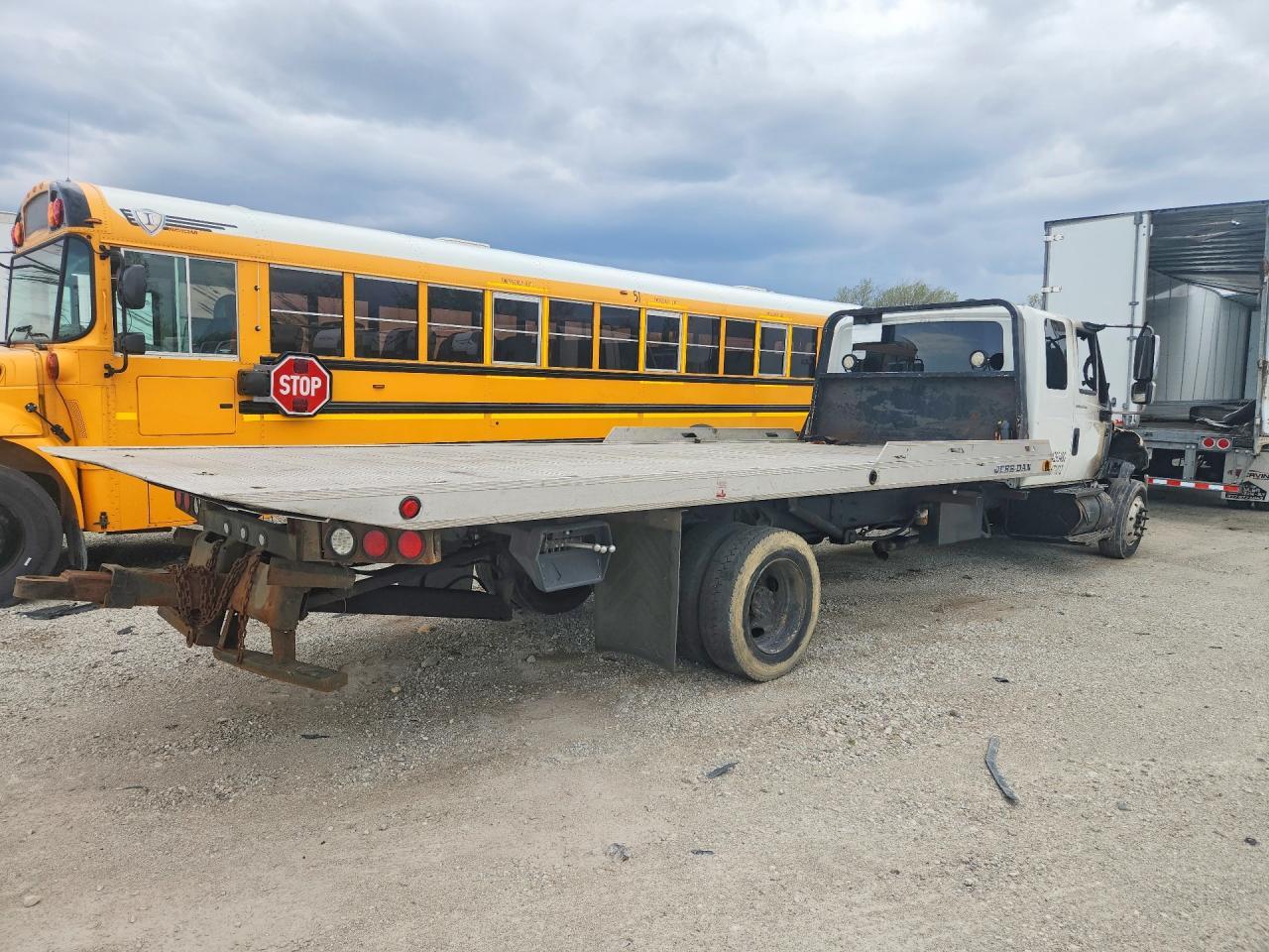 2005 International 4000 4300