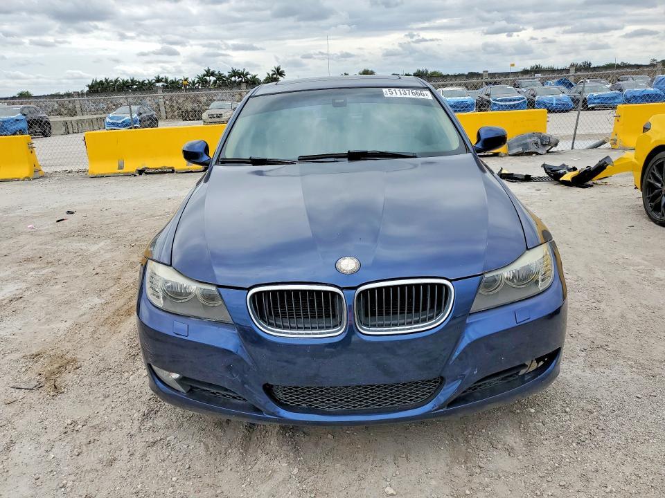 2011 BMW 328 i