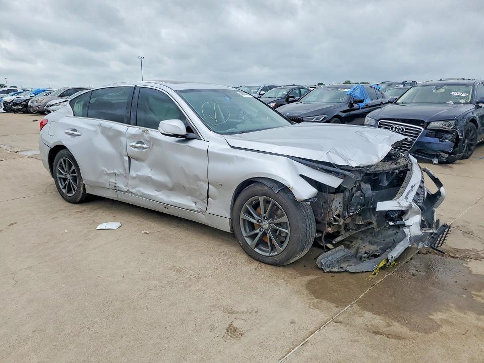 2015 Infiniti Q50 Base