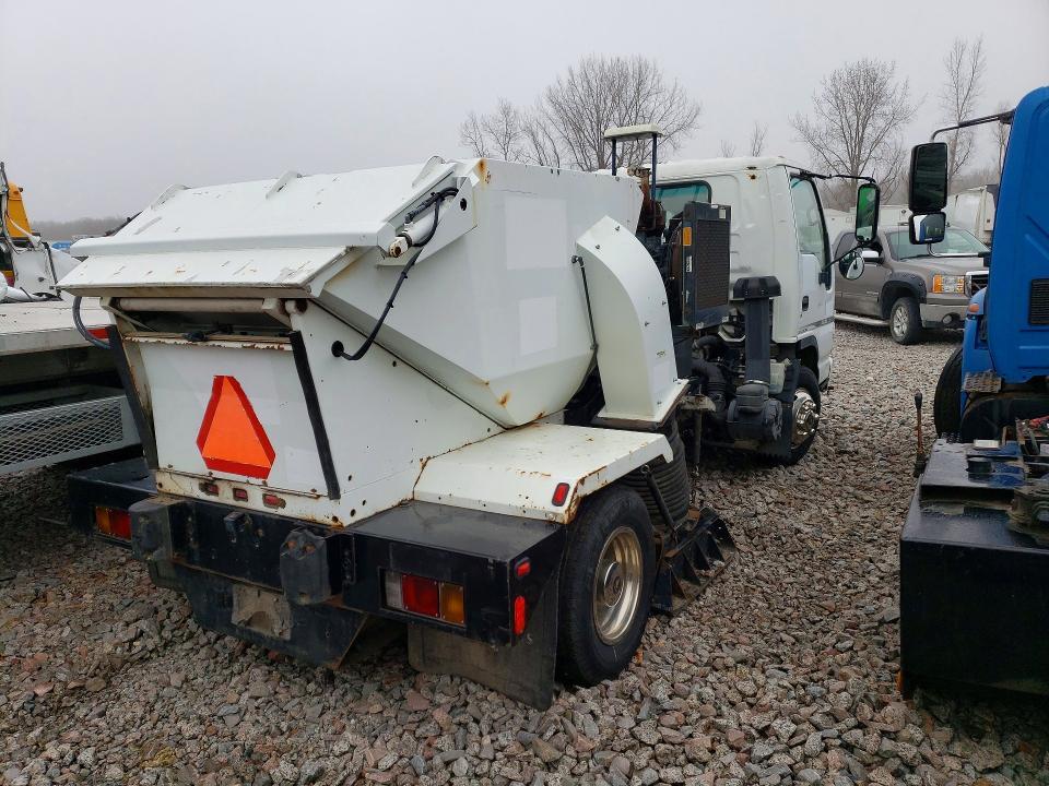 2006 Isuzu Npr Sweeper Truck