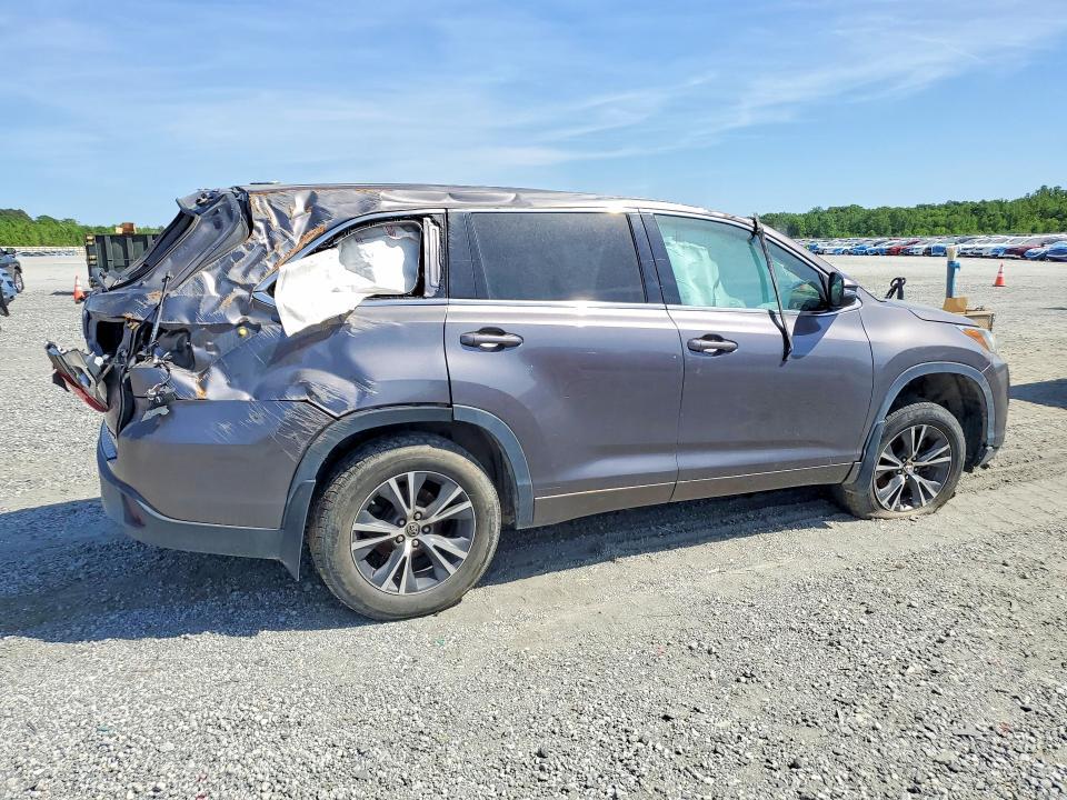 2018 Toyota Highlander le Plus