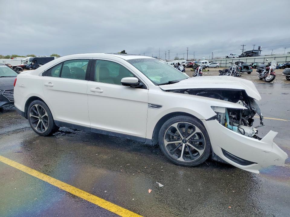 2014 Ford Taurus sel