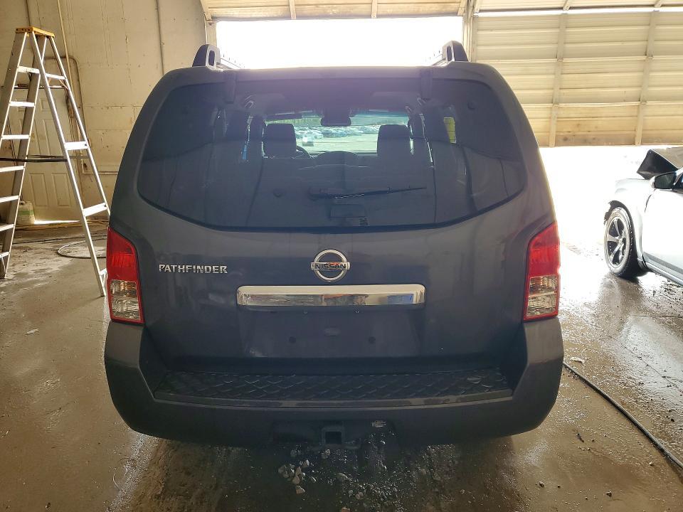 2011 Nissan Pathfinder s