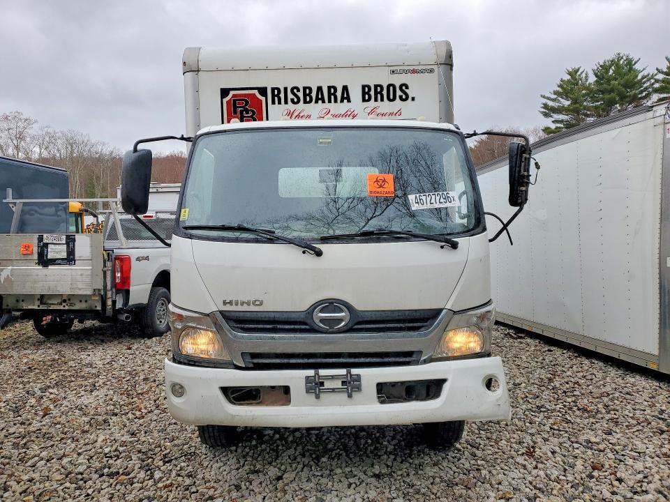 2019 Hino 195 box Truck