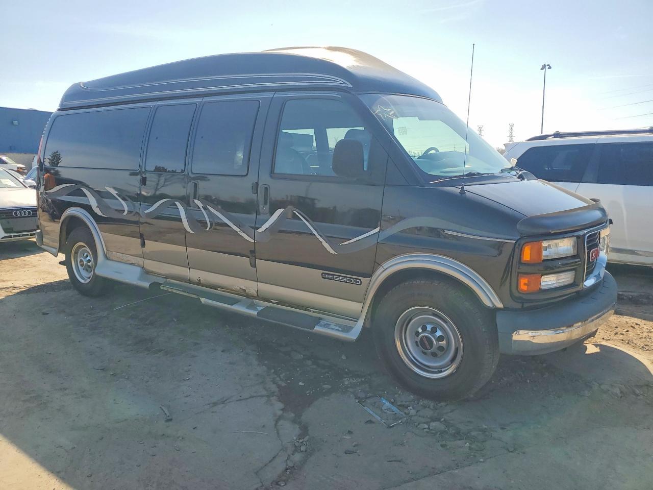 2000 GMC Savana RV G2500