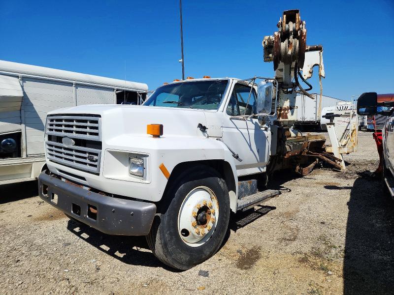 1992 Ford F700 Crane Truck
