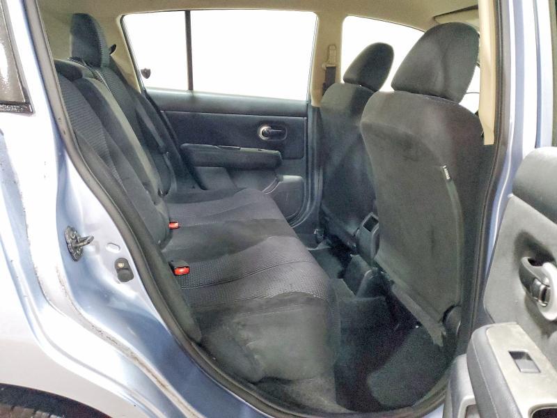 2011 Nissan Versa 1.8 s