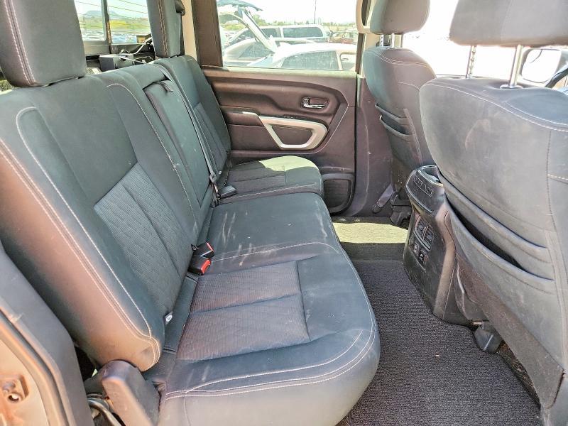 2019 Nissan Titan SV