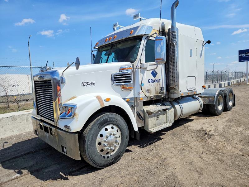 2016 Freigliner 122SD