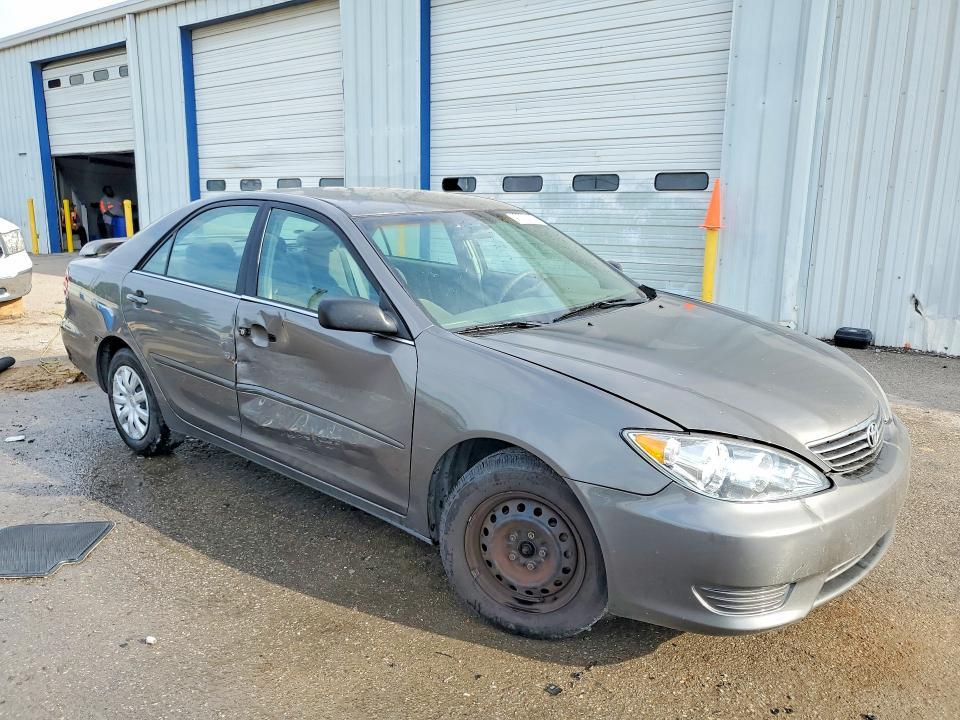 2006 Toyota Camry Standard