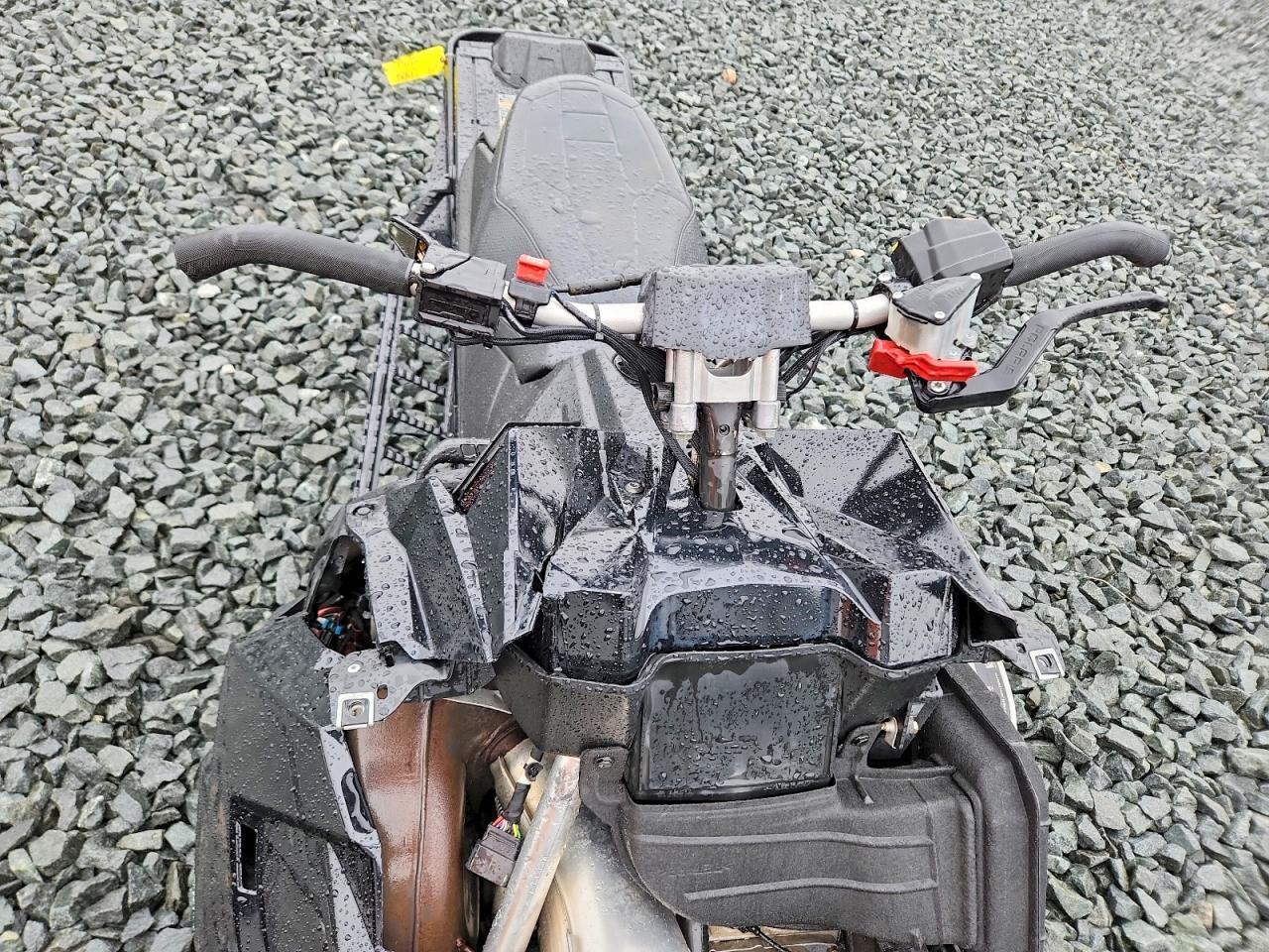 2019 Polaris Axys XC PKG