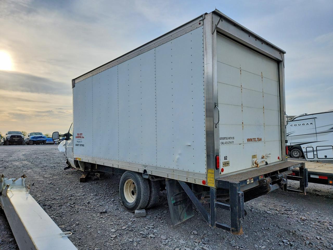 2019 Ford E350 BOX Truck