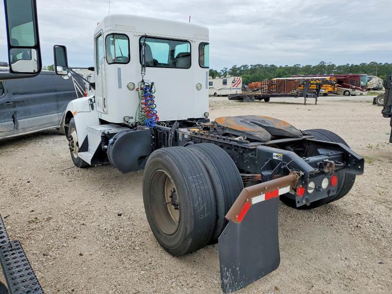 2015 Kenworth T370 Semi Truck