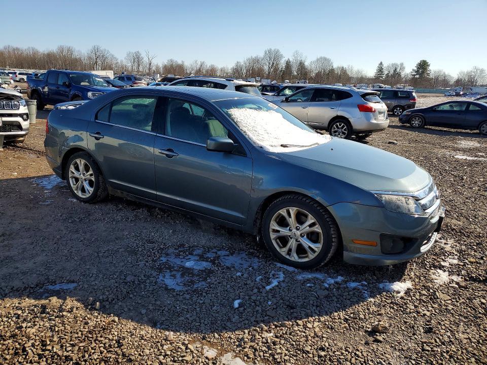 2012 Ford Fusion se