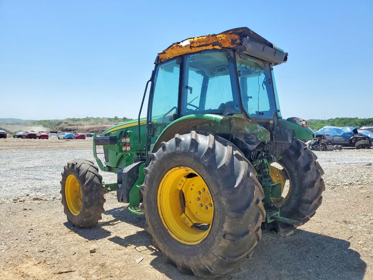 2022 John Deere 5100E Mfwd Tractor