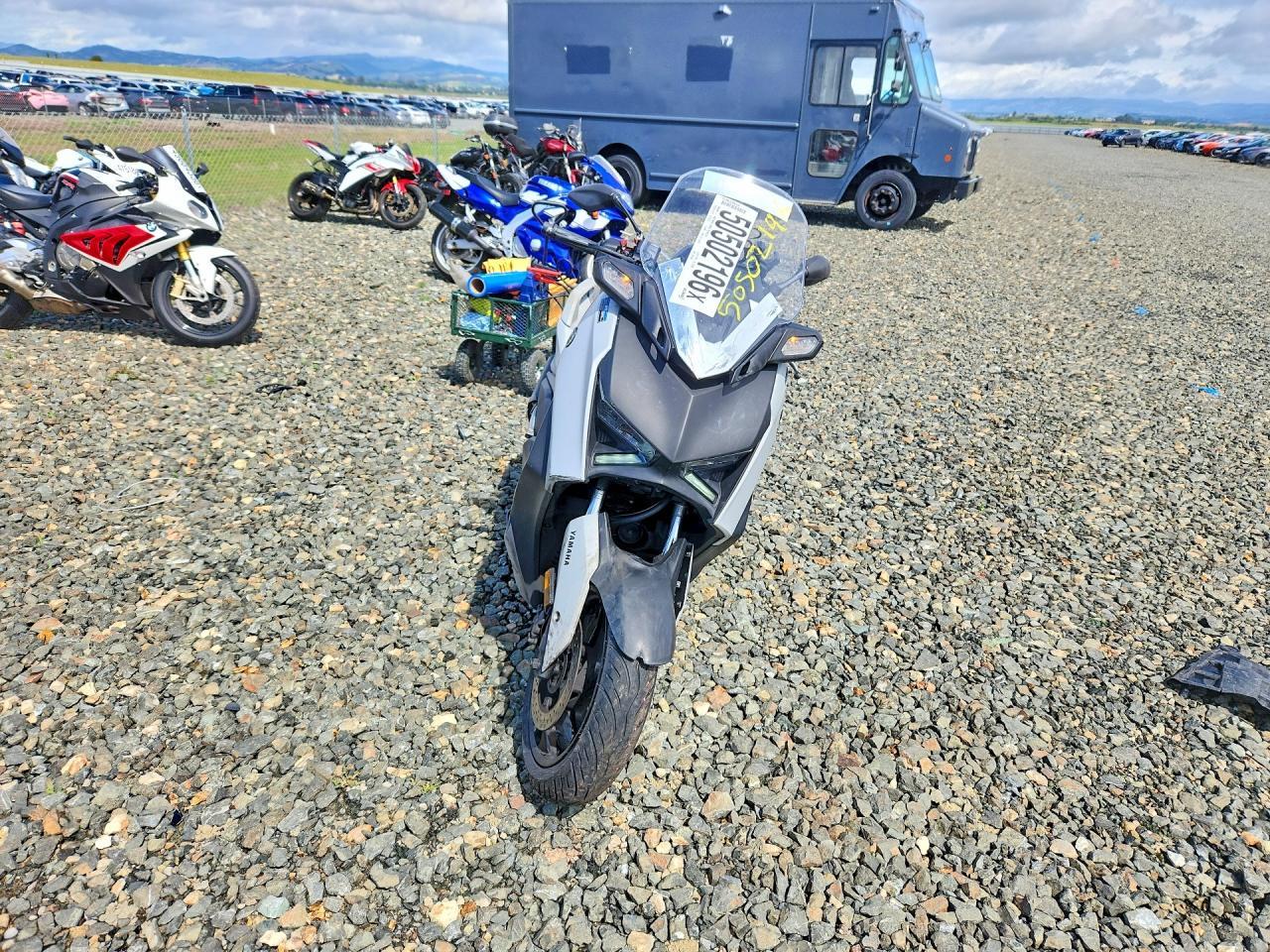 2023 Yamaha CZD300 A