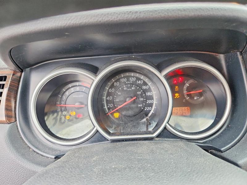 2010 Nissan Versa 1.8 s
