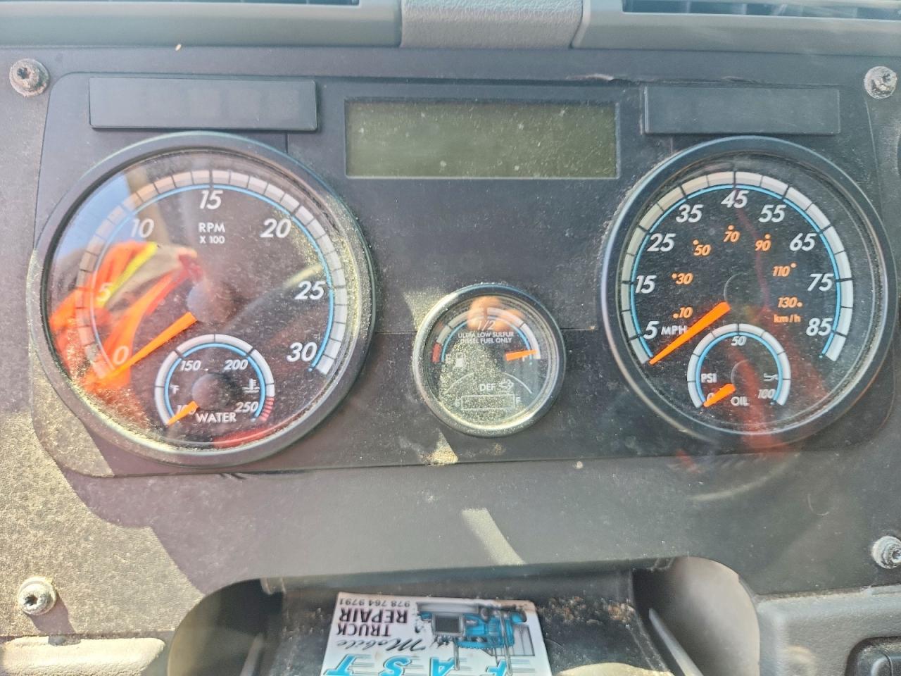 2015 Freightliner Cascadia 125 Semi Truck