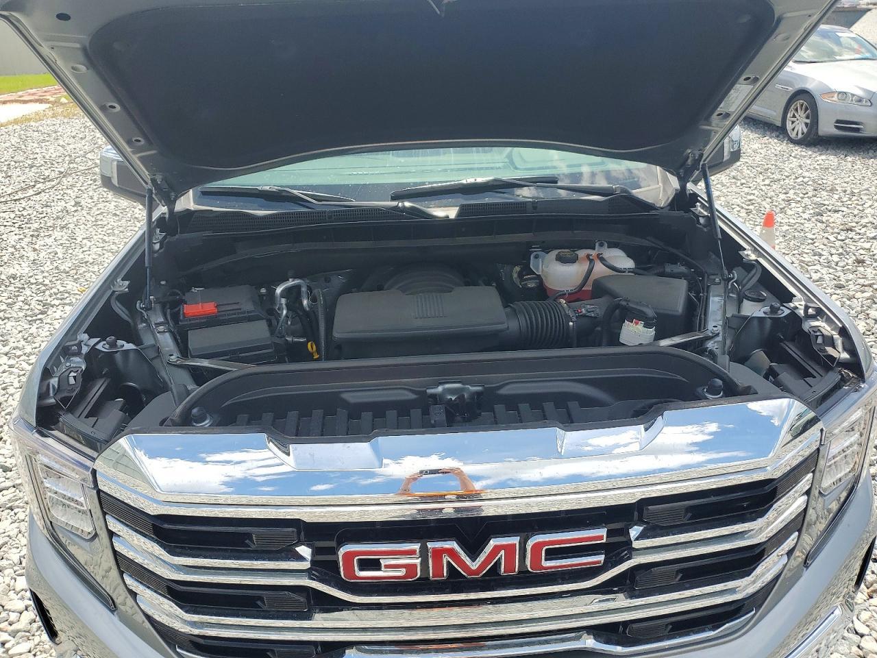 2026 GMC Sierra K1500 SLT