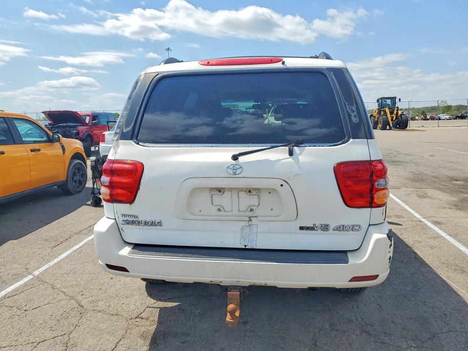 2004 Toyota Sequoia Limited