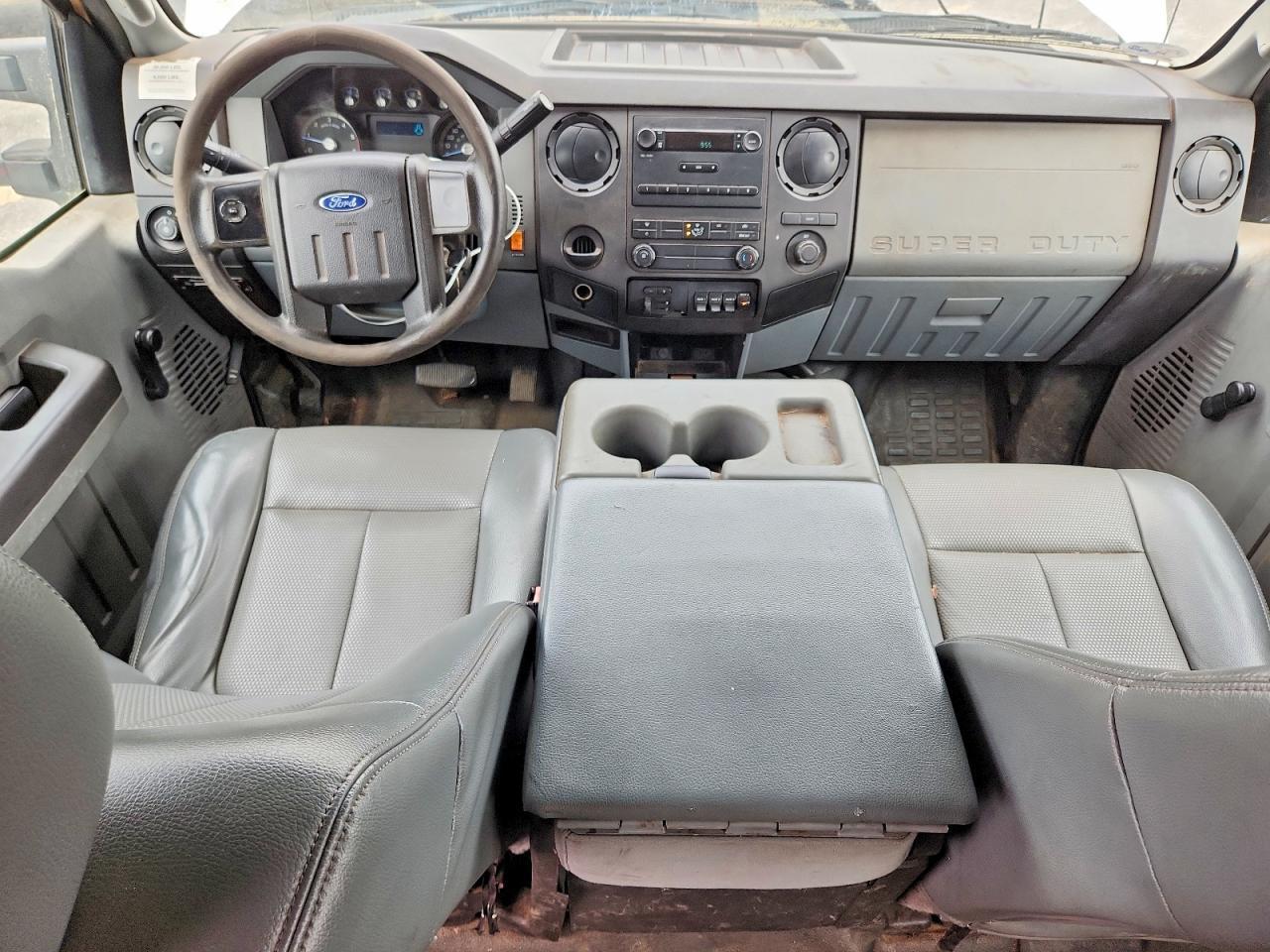 2015 Ford F450 Super Duty Flatbed Truck