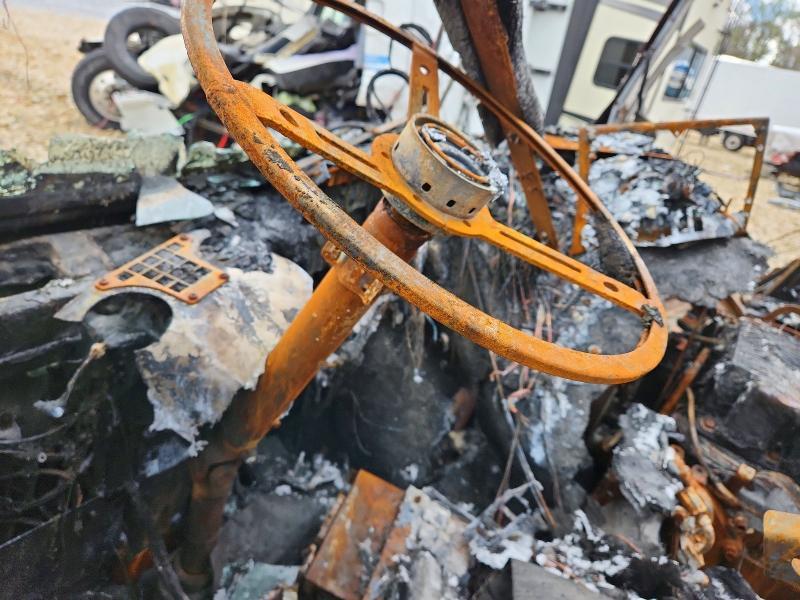 2006 Peterbilt 320 Refuse Truck