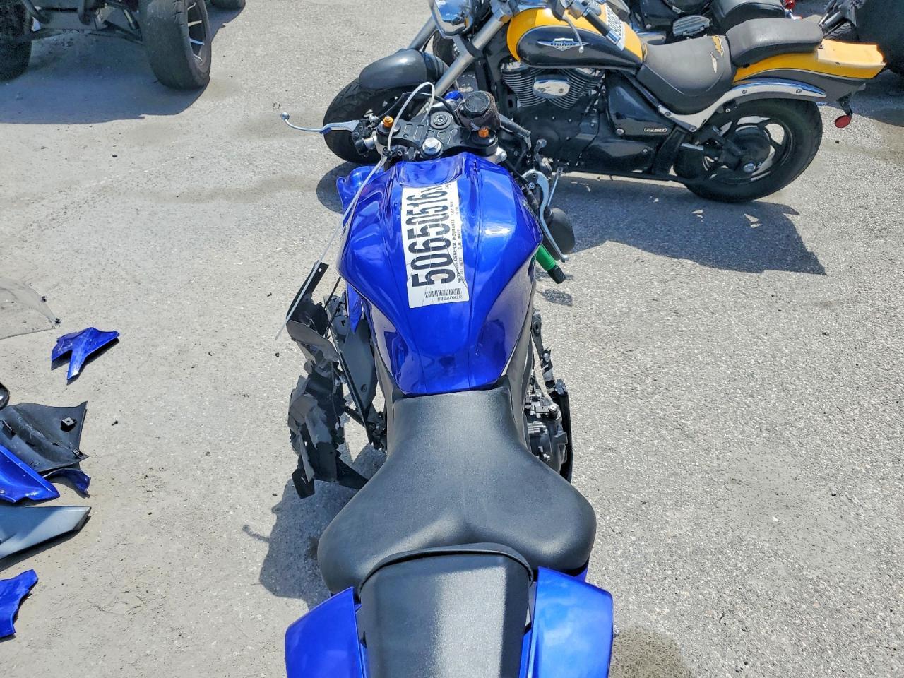 2024 Yama YZFR7
