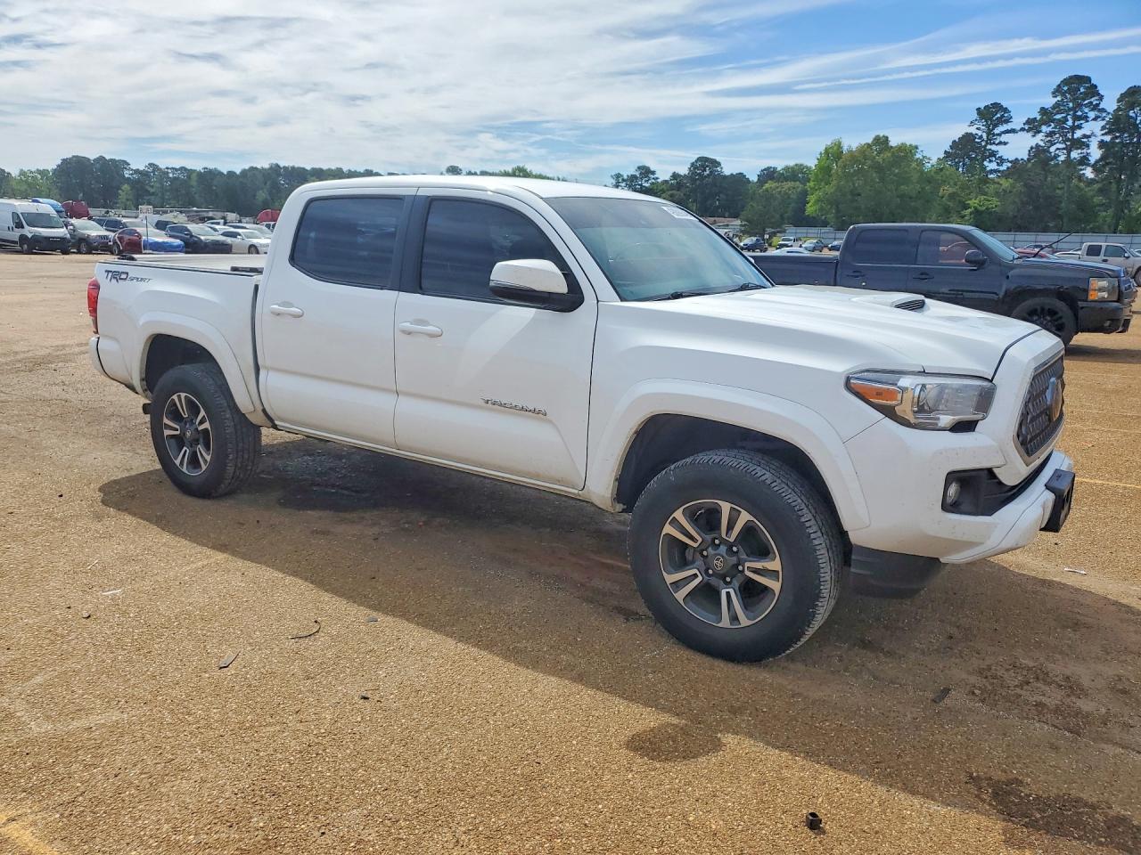 2018 Toyota Tacoma SR5 V6
