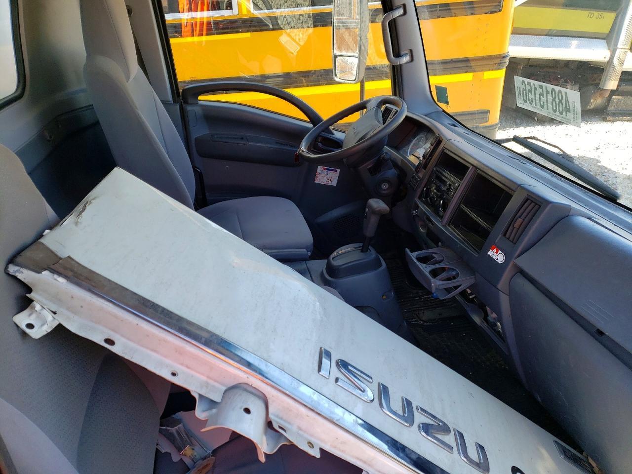 2022 Isuzu NRR