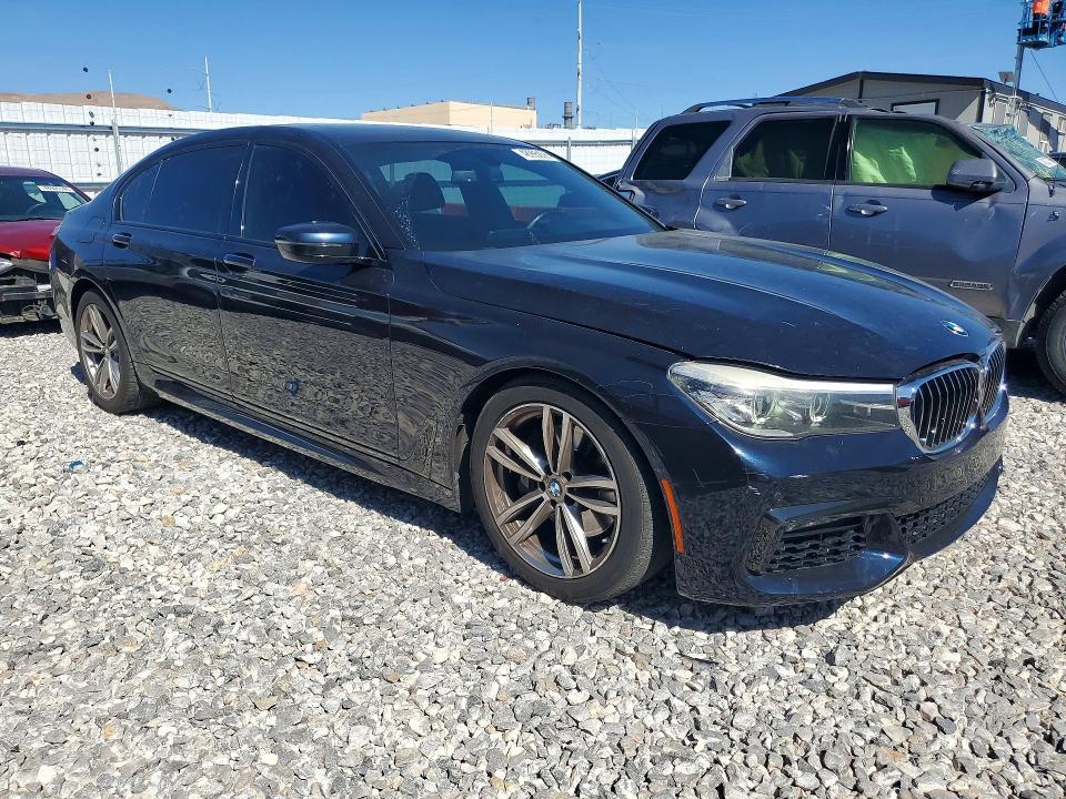 2016 BMW 740 i