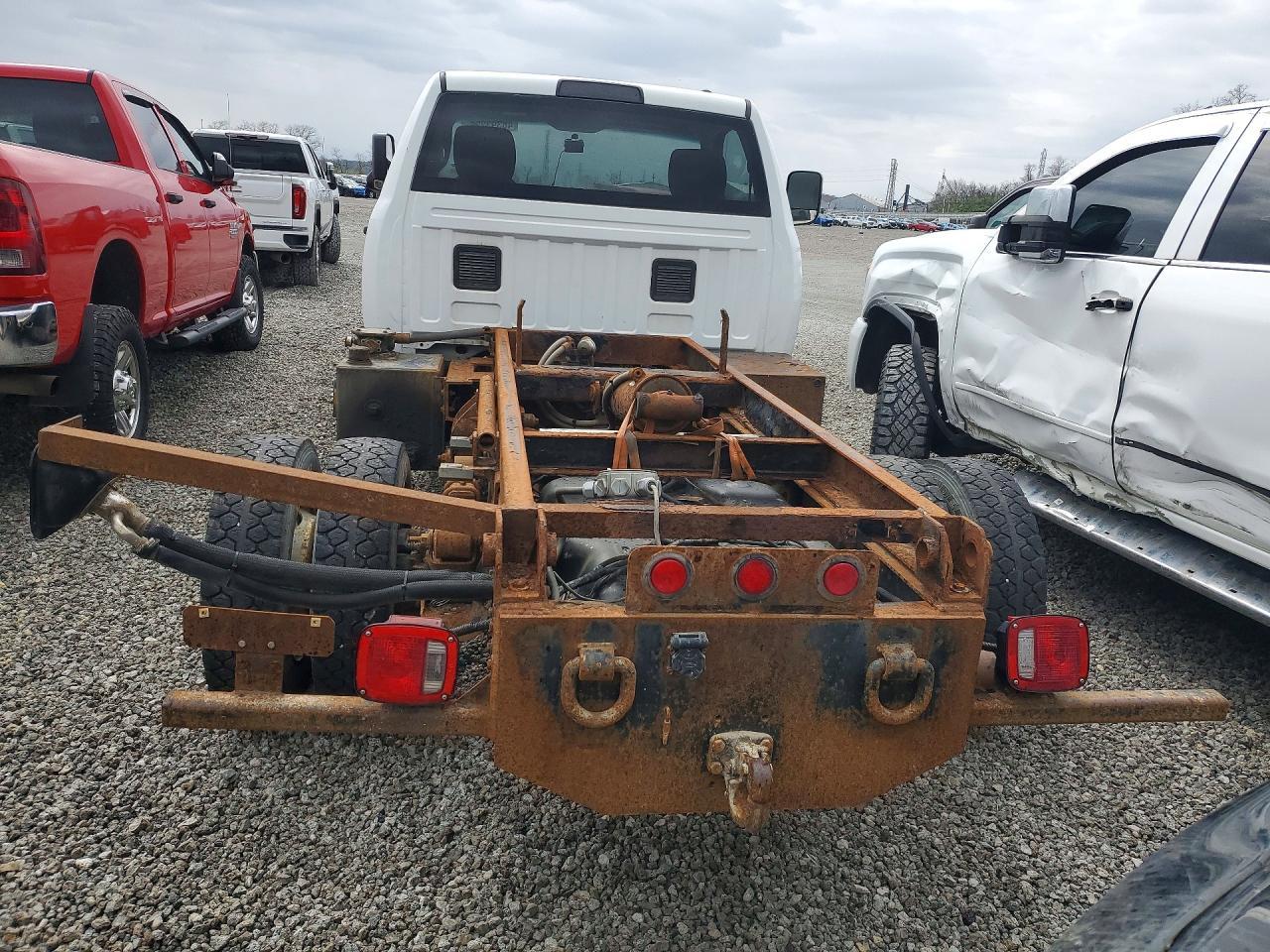 2011 Dodge RAM Chassis Cab Truck Cab AND Chassis