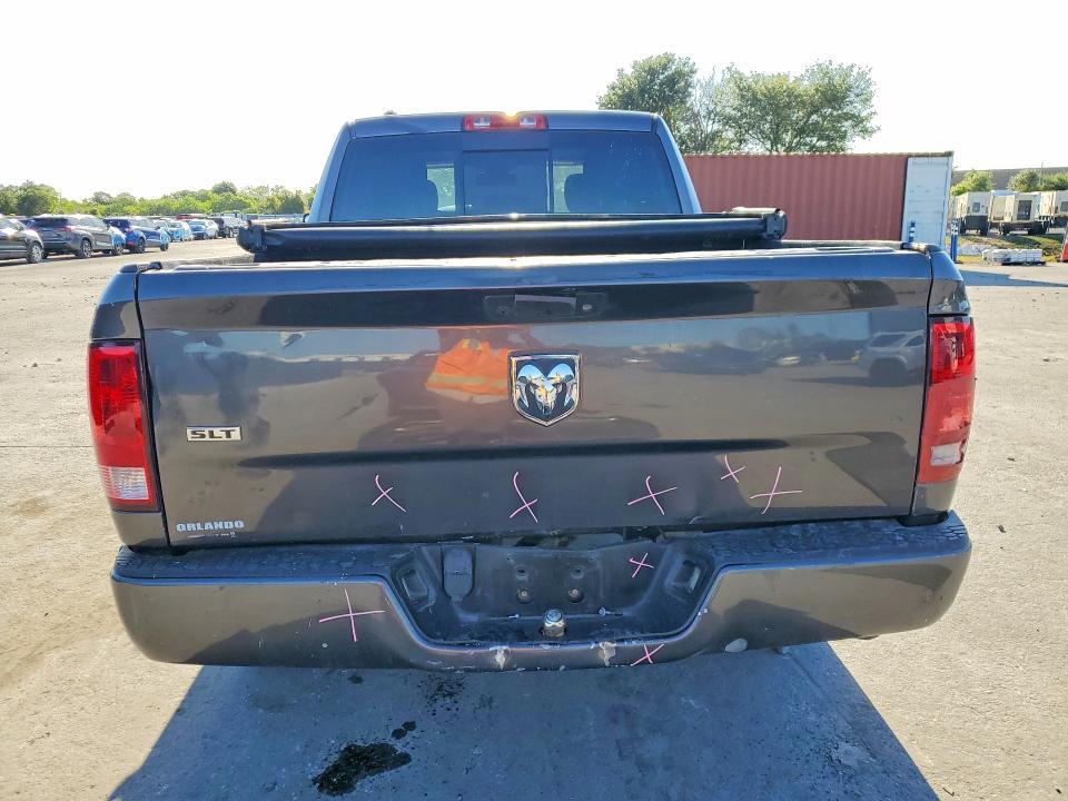 2015 Dodge RAM 1500 SLT