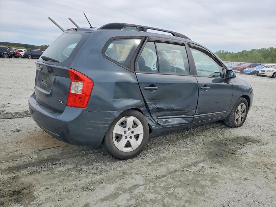 2009 KIA Rondo Base