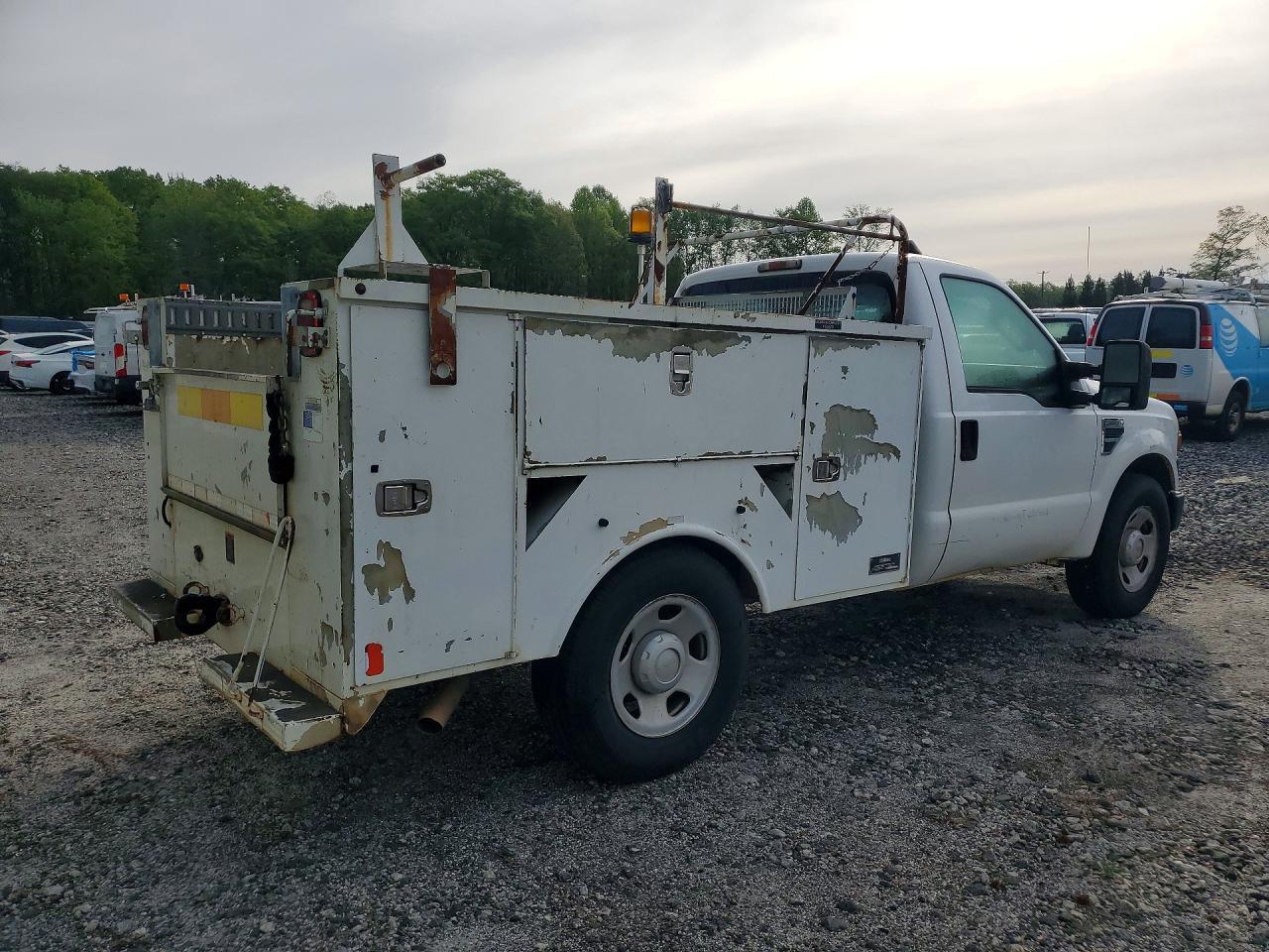 2008 Ford F350 4X2 SRW Splice Truck