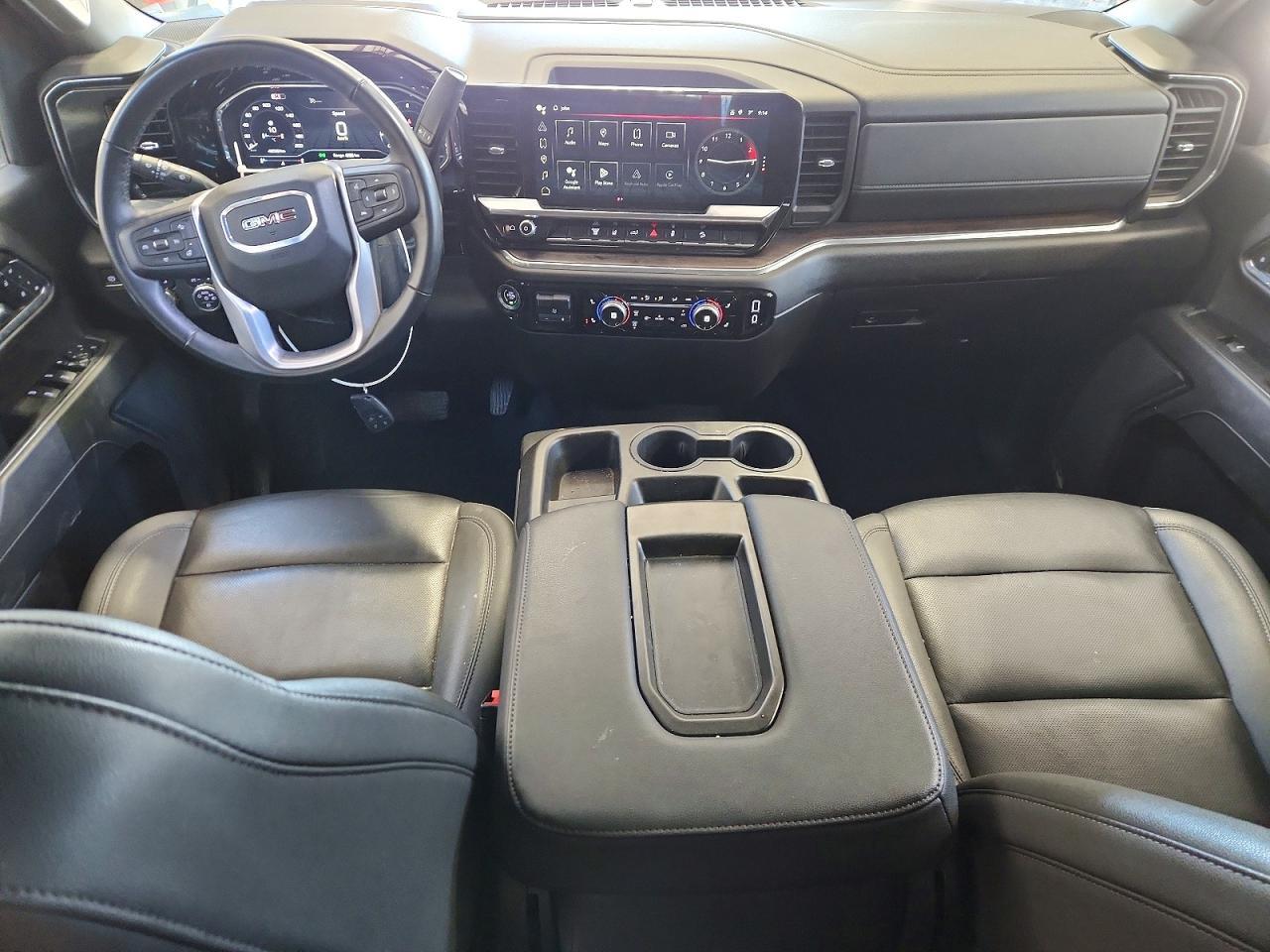 2024 GMC Sierra K3500 SLT