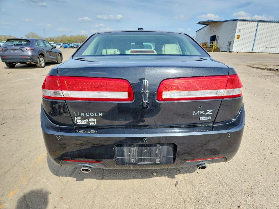 2012 Lincoln Townhouse MKZ
