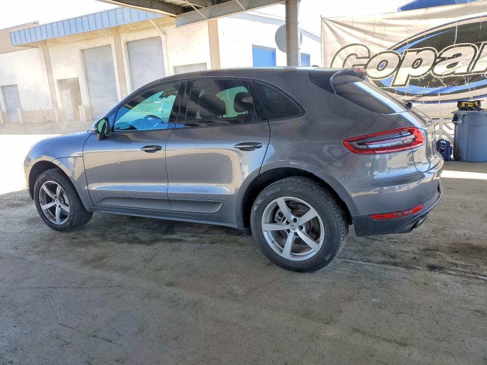 2015 Porsche Macan s