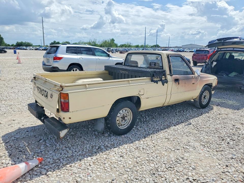 1984 Toyota Pickup Base