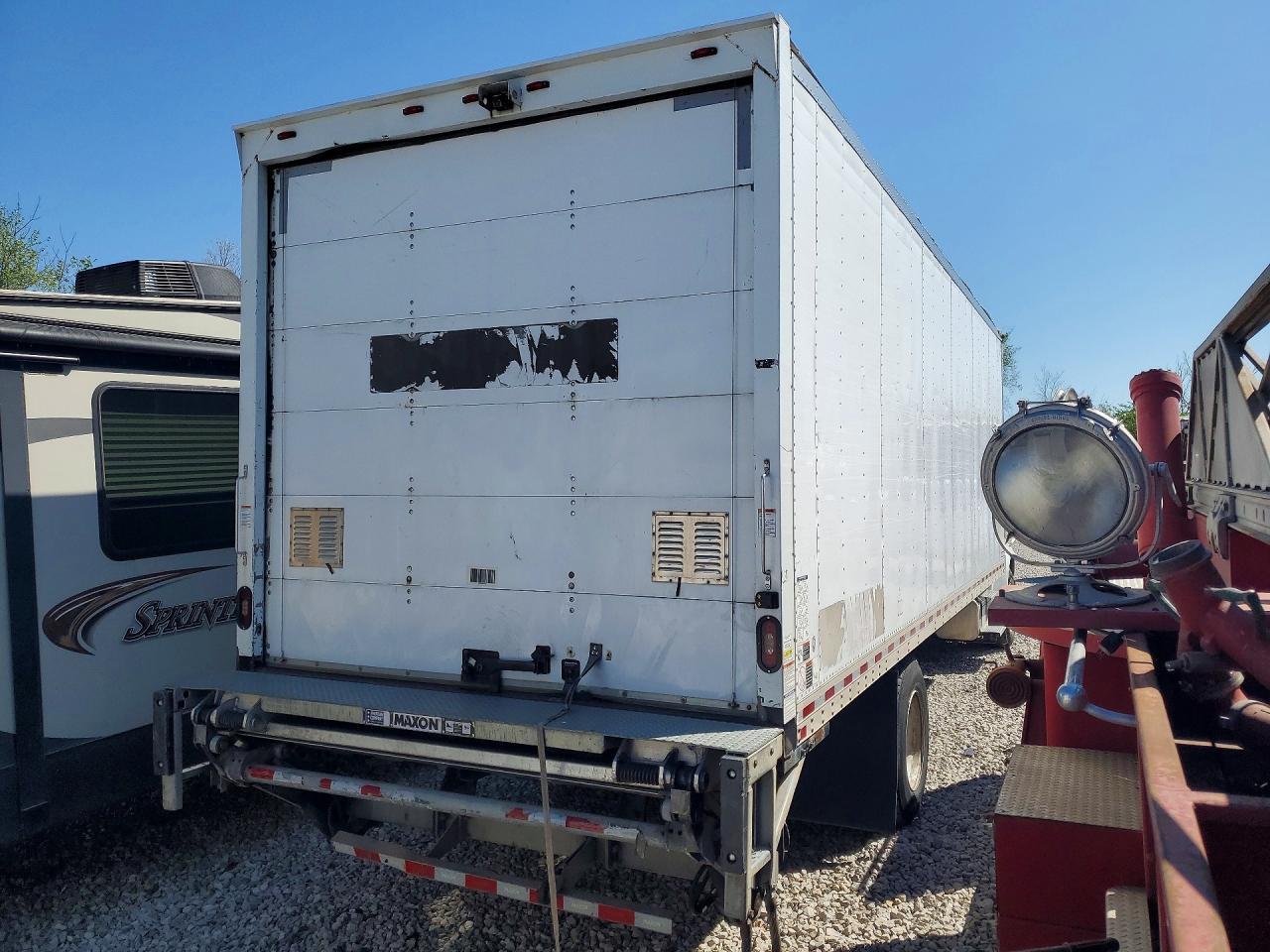 2019 Freightliner Business Class M2 BOX Truck