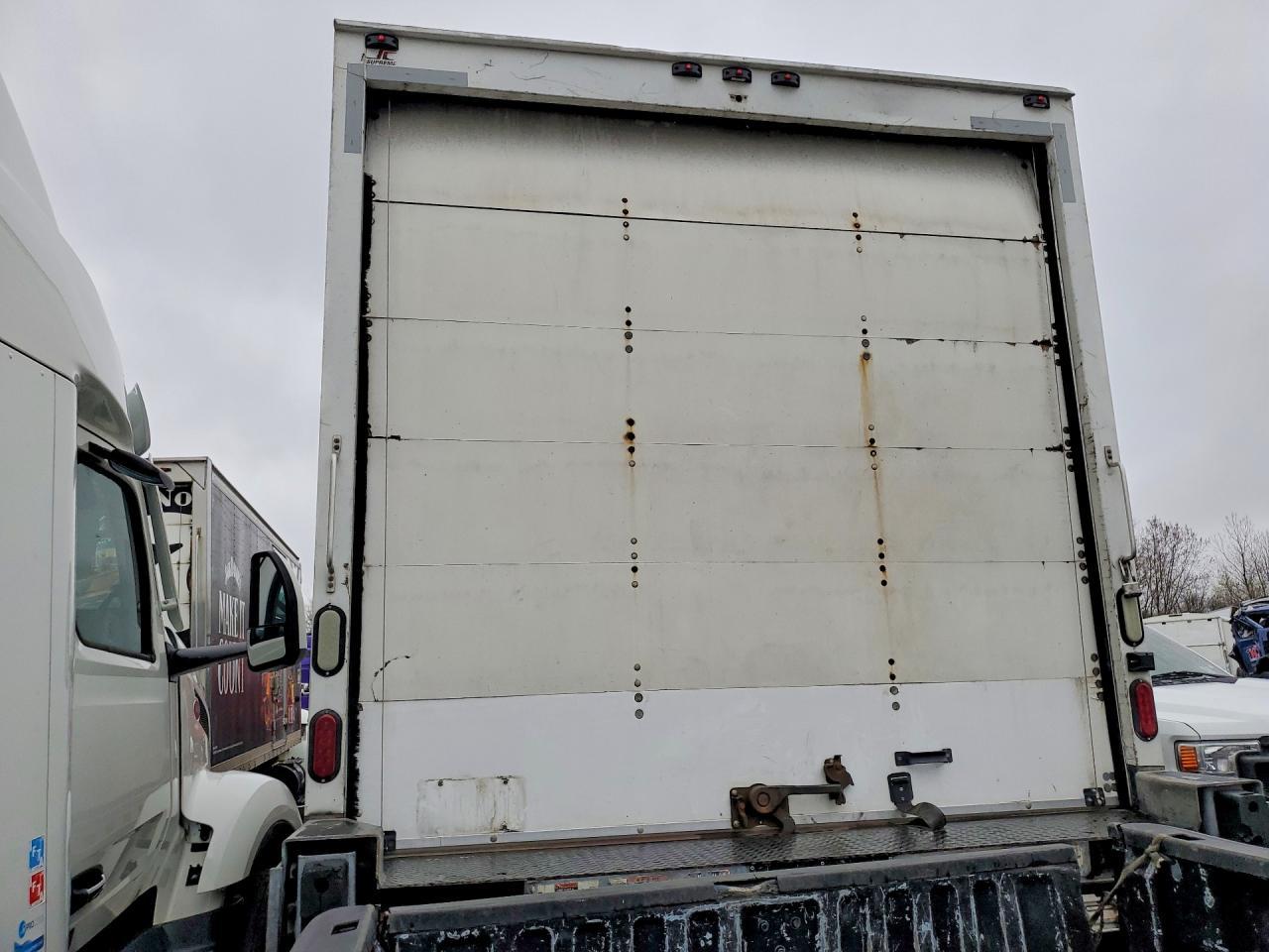 2017 International 4300 BOX Truck
