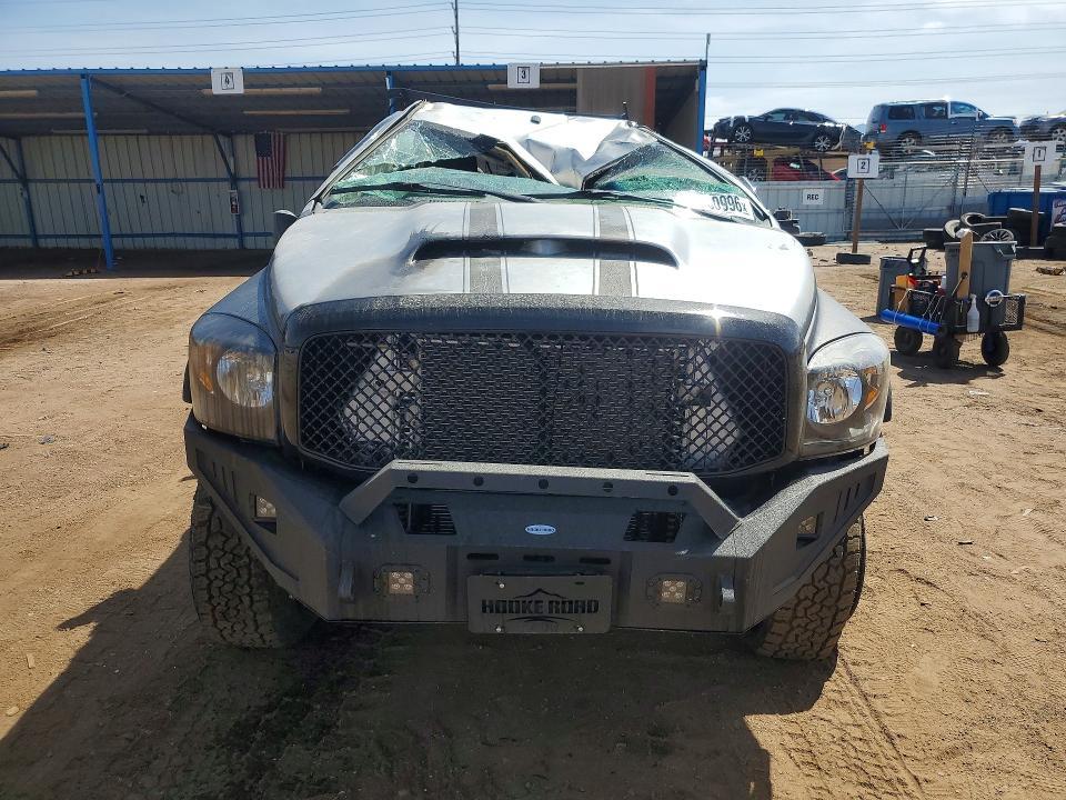 2006 Dodge RAM 2500 ST