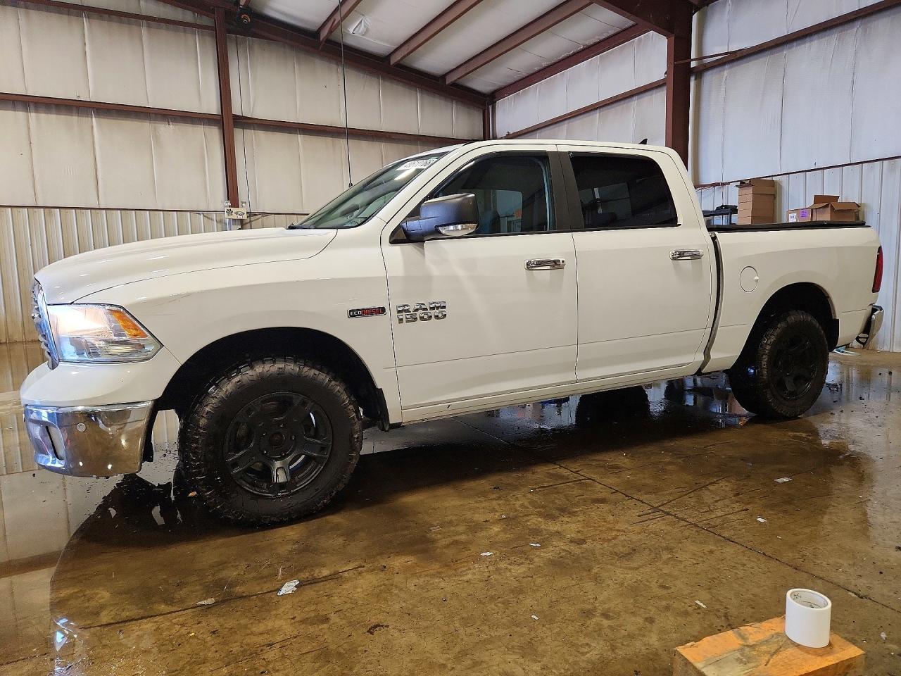 2015 Dodge RAM 1500 SLT