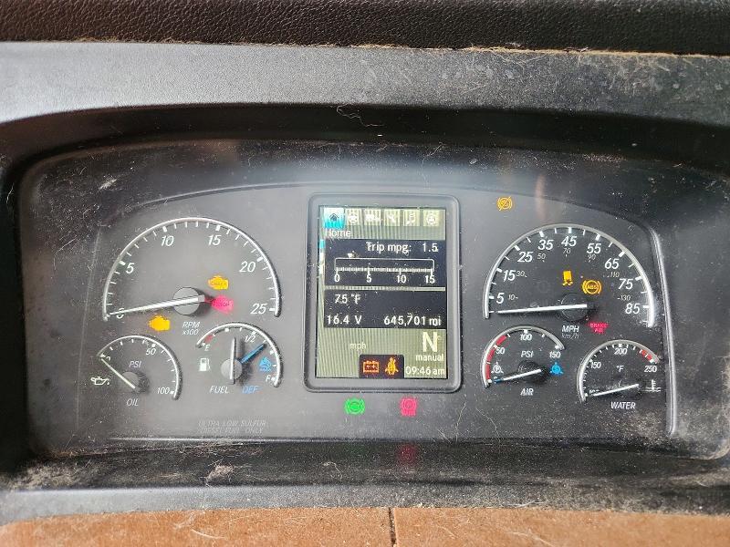 2020 Freightliner Cascadia 126 Semi Truck