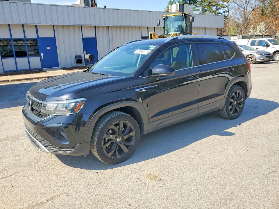 2023 Volkswagen Taos se