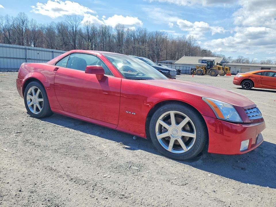 2005 Cadillac XLR