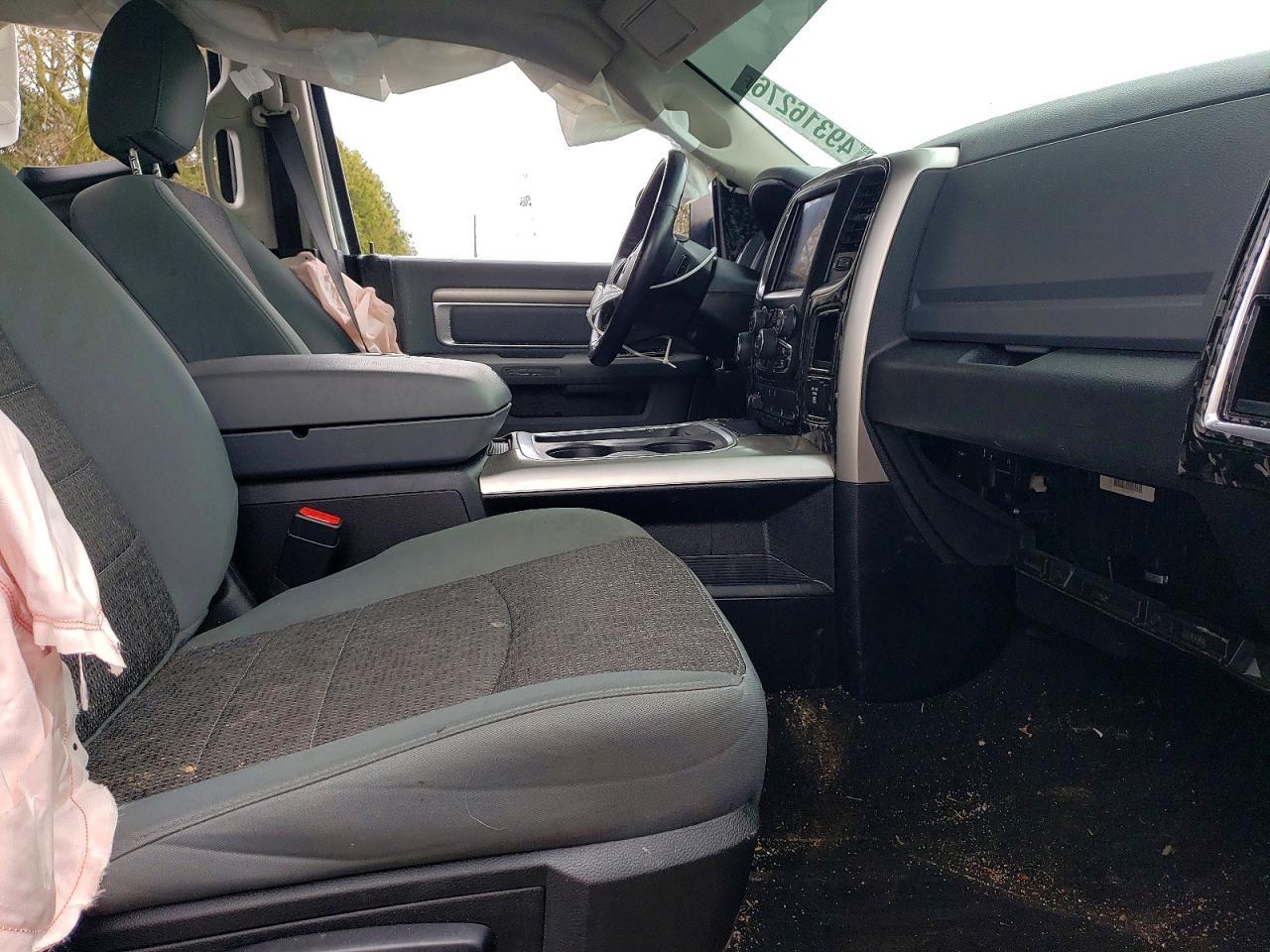 2018 Dodge RAM 1500 SLT