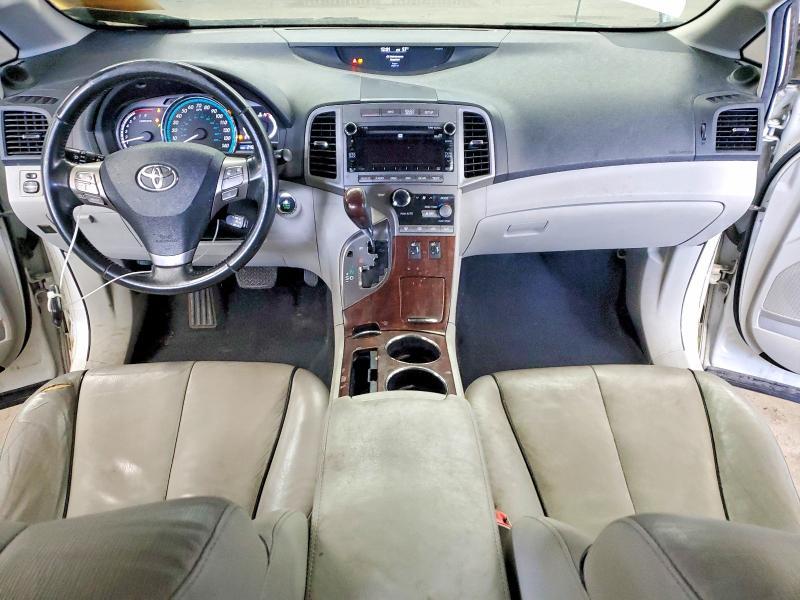 2010 Toyota Venza awd V6