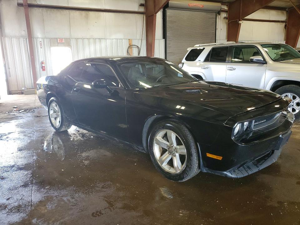 2013 Dodge Challenger sxt
