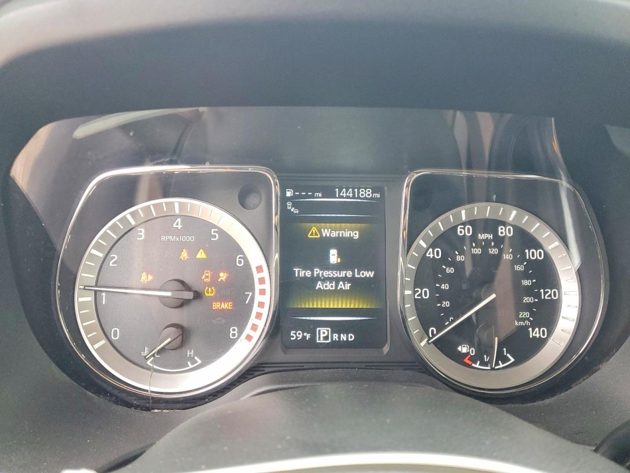 2017 Nissan Titan XD SV